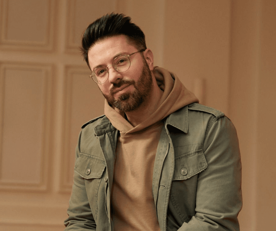Home for the Holidays: A Virtual Christmas Concert featuring Danny Gokey image