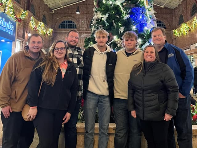 About Lathanael Olsen