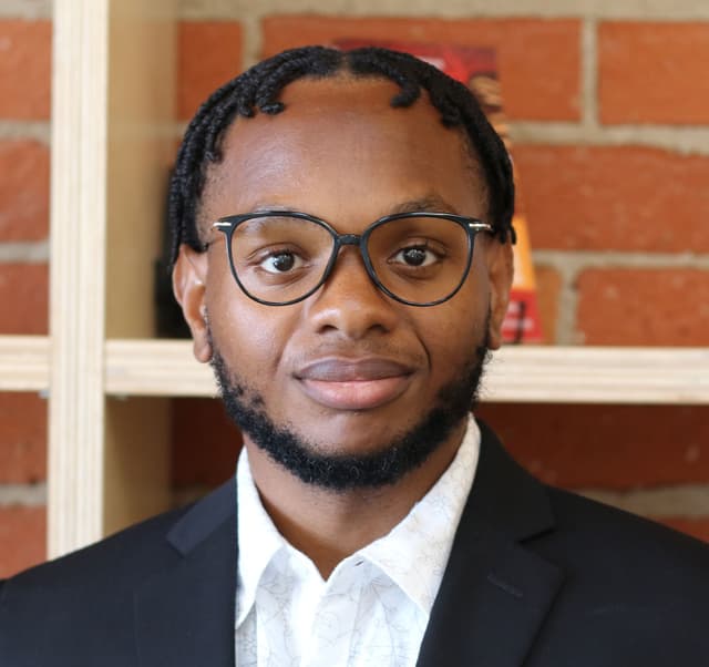 About Leonard Thomas