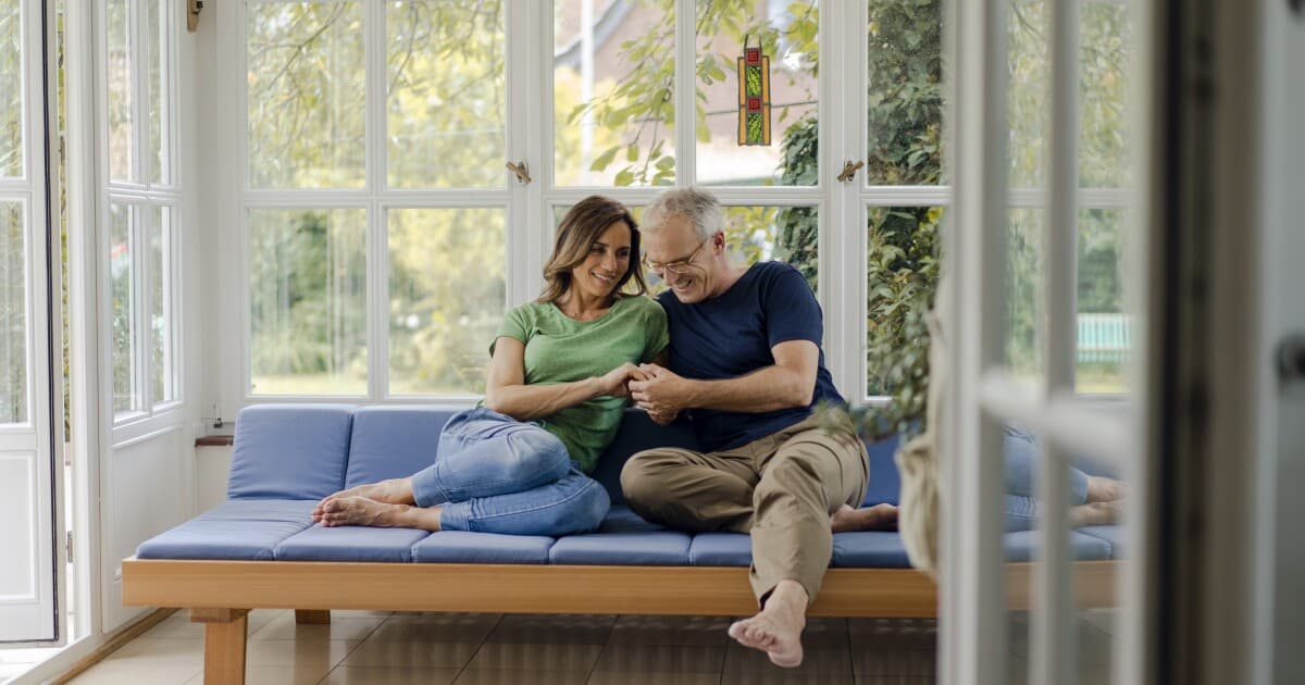 What is a variable annuity & how does it work?