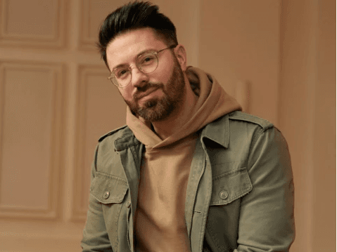 Home For The Holidays: A Virtual Christmas Concert featuring Danny Gokey image