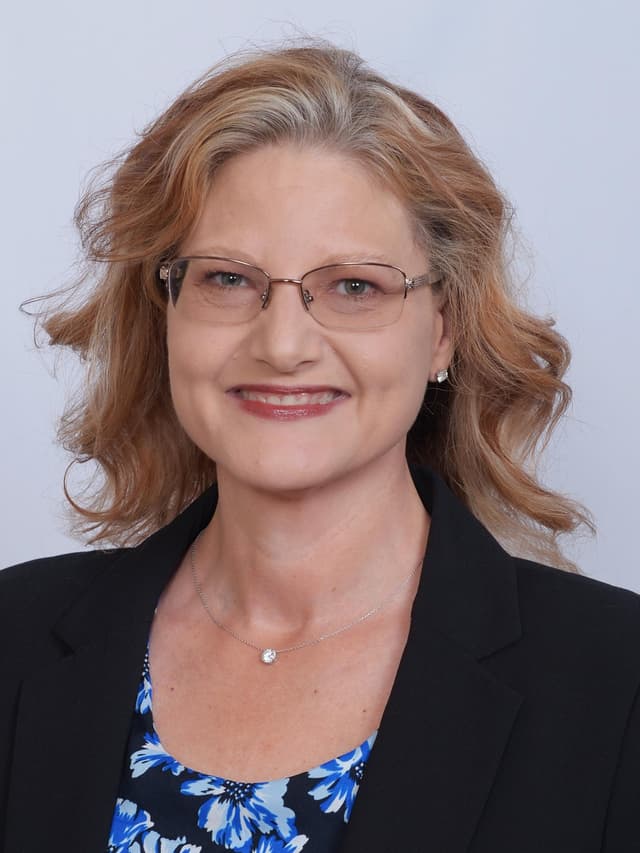 About DeAnna Edwards