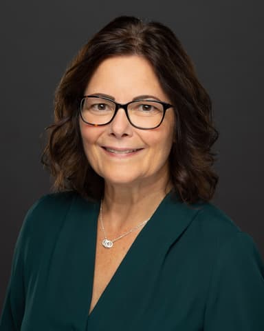 Mary Holtz