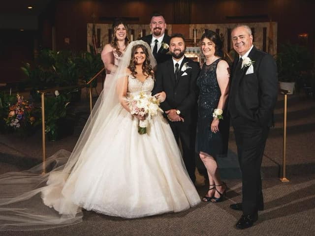 About Laura Di Vietro – 38 Years Guiding Financial Futures