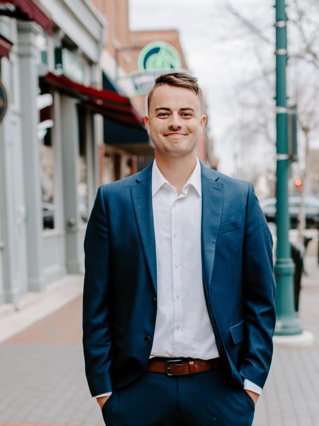 About Gabe Groothuis