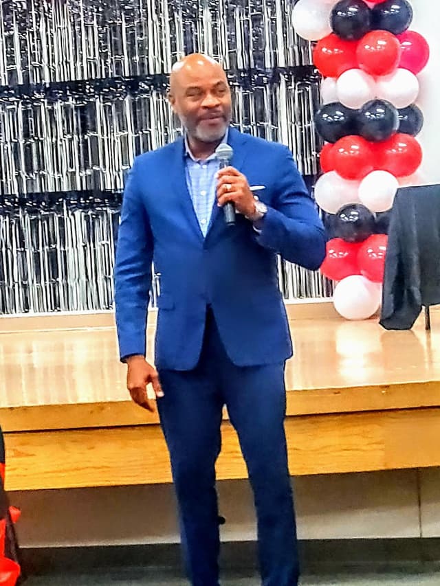 About Kharis Quaintance