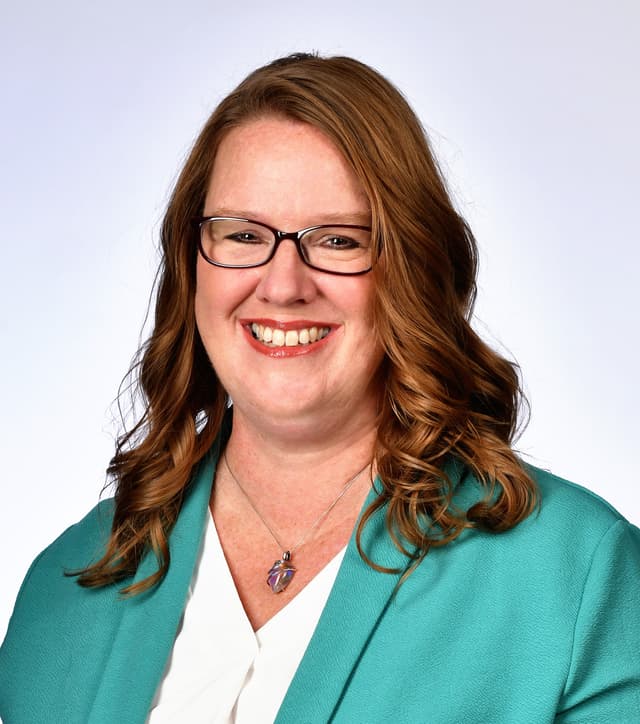 About Jennifer DeWolfe